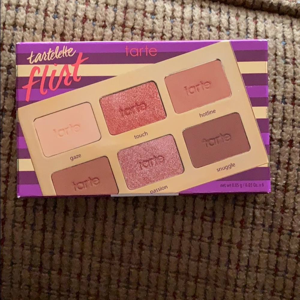 BNIB Tarte Flirt Palette